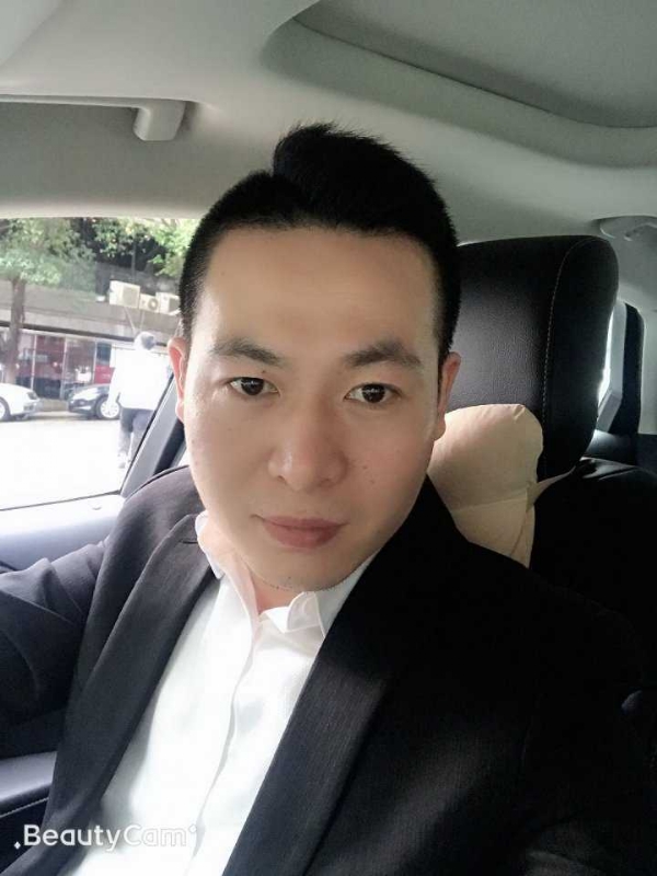 看海的第一张照片--珠海相亲服务中心