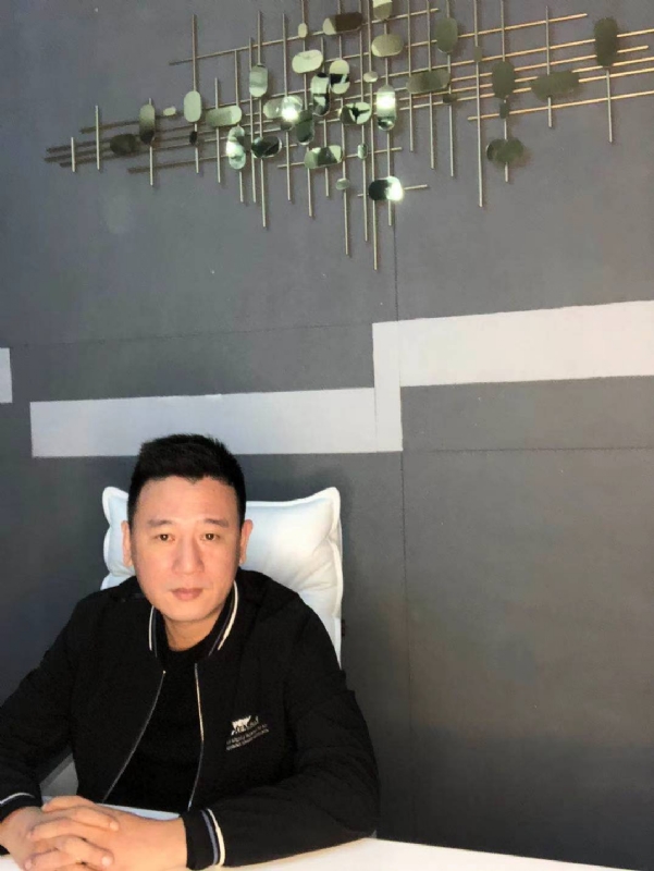 SAM的第一张照片--珠海相亲服务中心