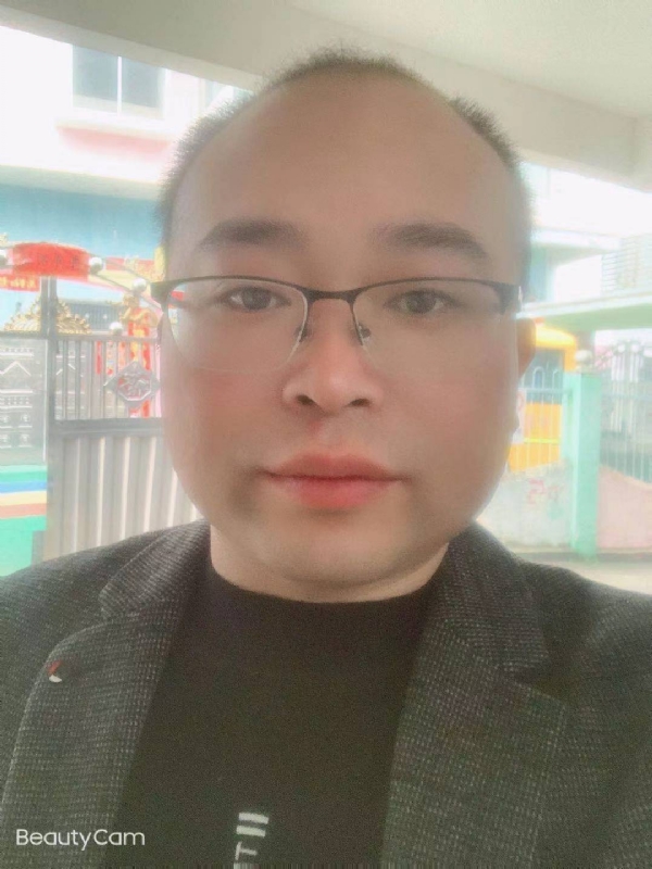 海阔凭鱼跃的第一张照片--珠海相亲服务中心