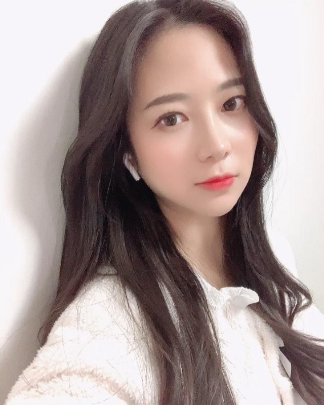 夢怡..的第一张照片--珠海相亲服务中心