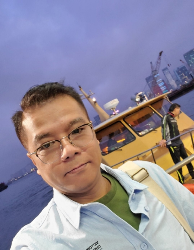 天道酬勤的第一张照片--珠海相亲服务中心