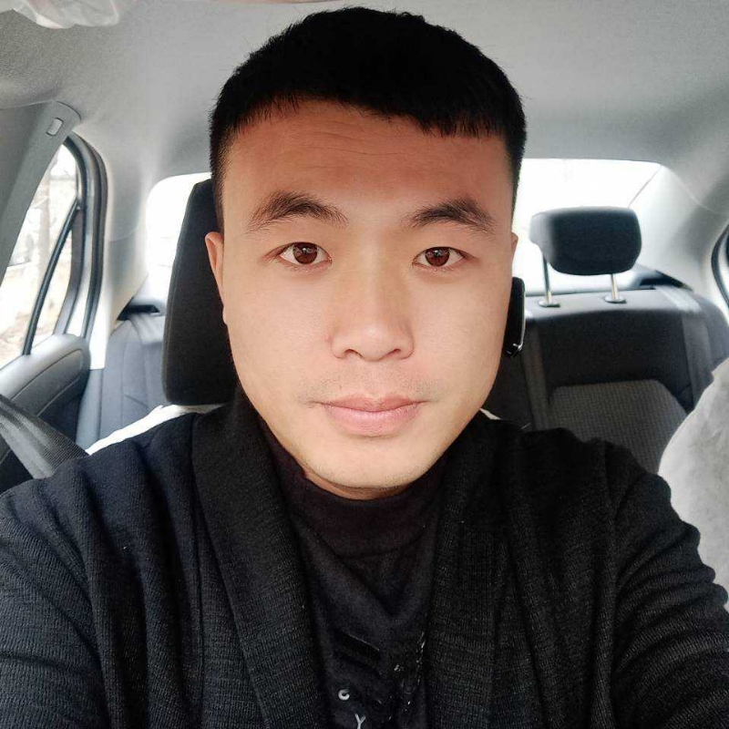 董加个龙的第一张照片--珠海相亲服务中心