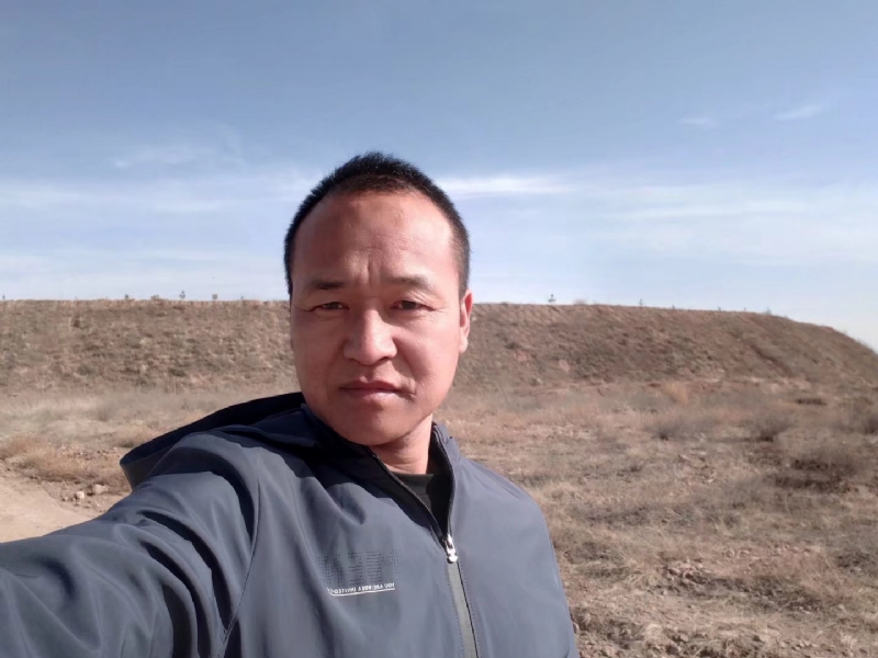 爱你不是我的第一张照片--珠海相亲服务中心