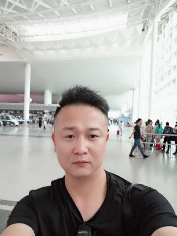 一叶知秋的第一张照片--珠海相亲服务中心