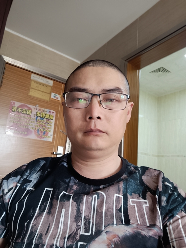 心梦无痕的第一张照片--珠海相亲服务中心