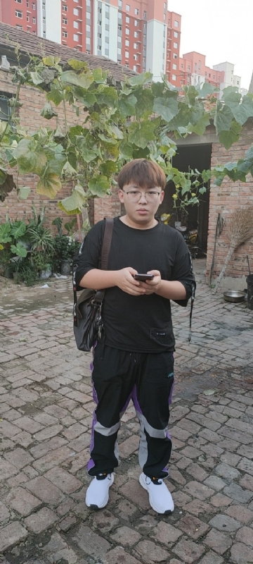 辛禹的第二张照片--珠海相亲服务中心