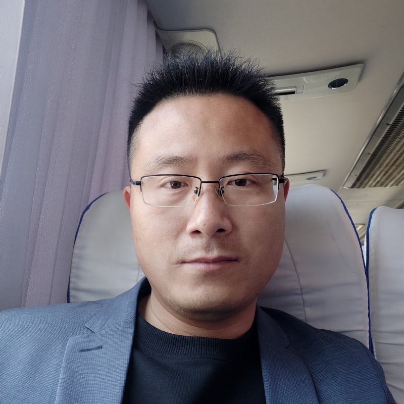 桑业挺的第一张照片--珠海相亲服务中心