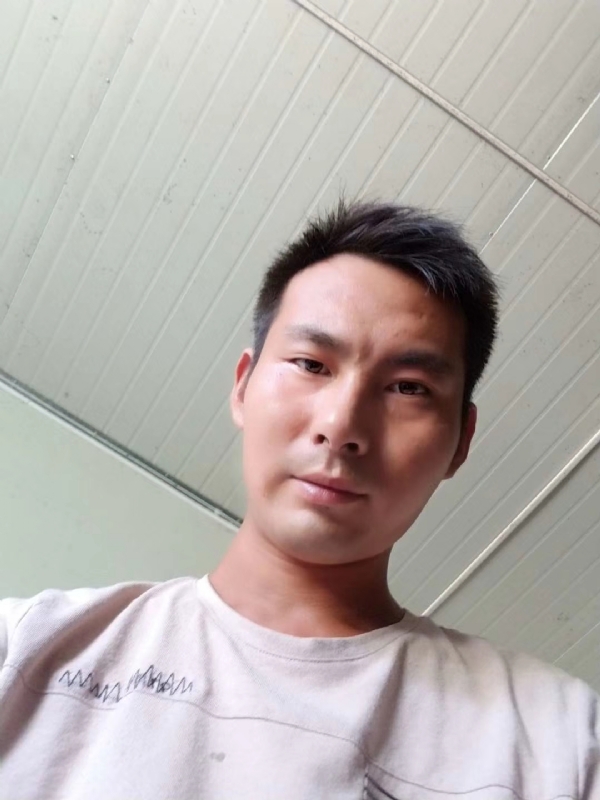 快乐肥宅水的第一张照片--珠海相亲服务中心