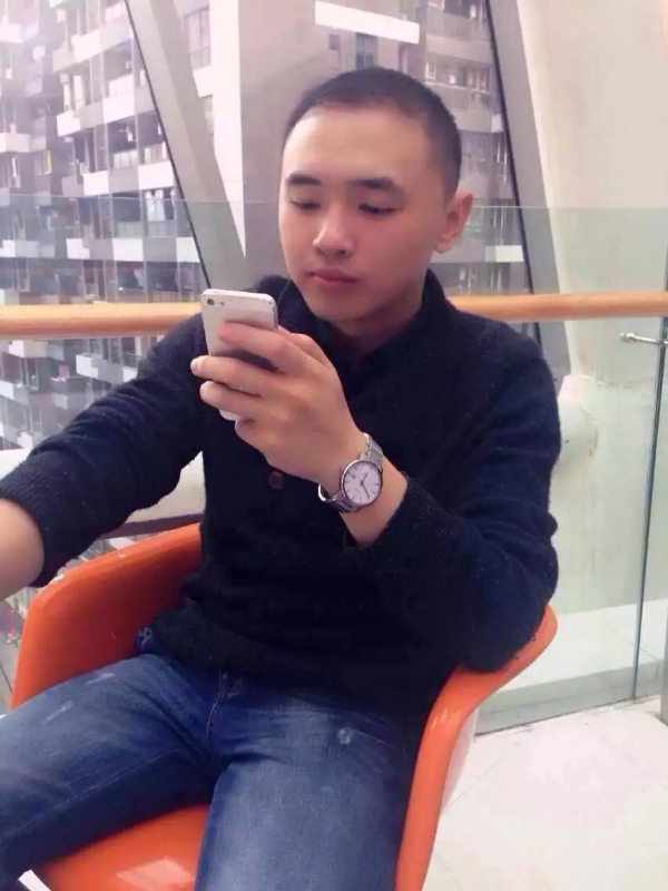 一个人的第一张照片--珠海相亲服务中心