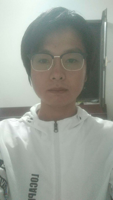 轻吻的第一张照片--珠海相亲服务中心