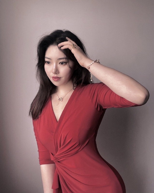 YANGYANG的第一张照片--珠海相亲服务中心