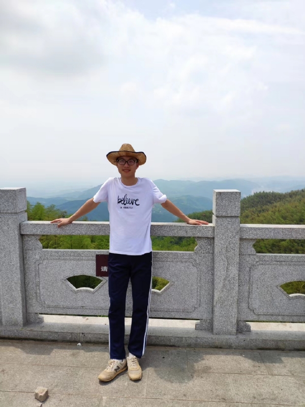 华华的第四张照片--珠海相亲服务中心