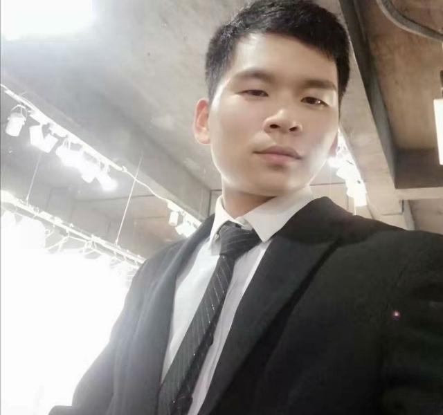 凌晨三点三分的第二张照片--珠海相亲服务中心