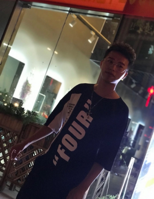 寻找的第一张照片--珠海相亲服务中心