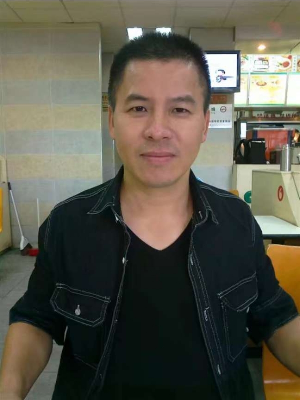 享受孤独的第一张照片--珠海相亲服务中心