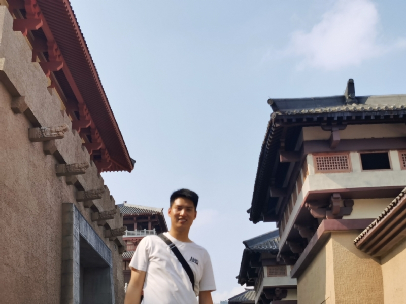 咸鱼不闲的第二张照片--珠海相亲服务中心