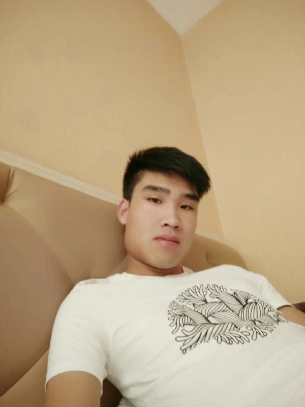 谁不曾孤单上路的第一张照片--珠海相亲服务中心