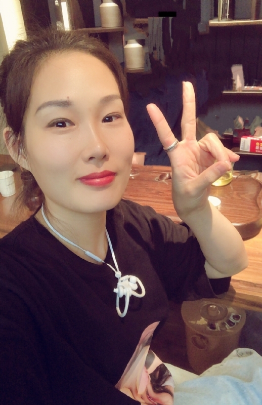 冷紫斑蝶的第一张照片--珠海相亲服务中心