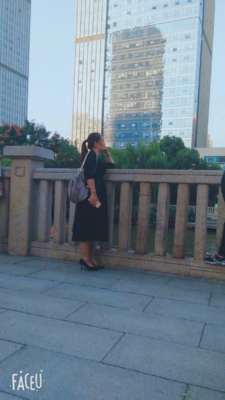 清秋的第二张照片--珠海相亲服务中心