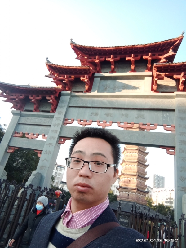 碧血丹心的第一张照片--珠海相亲服务中心