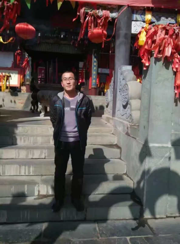 淡然的第一张照片--珠海相亲服务中心