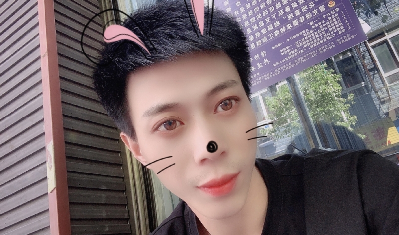 酒伴你的第一张照片--珠海相亲服务中心