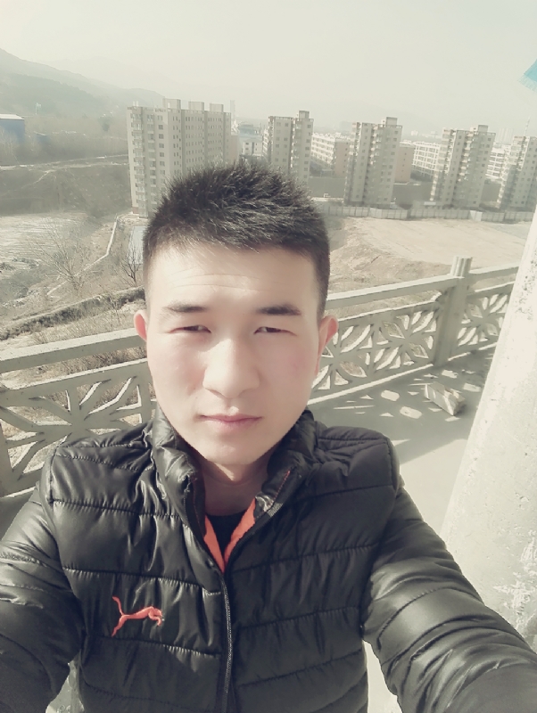 兵心依旧的第一张照片--珠海相亲服务中心