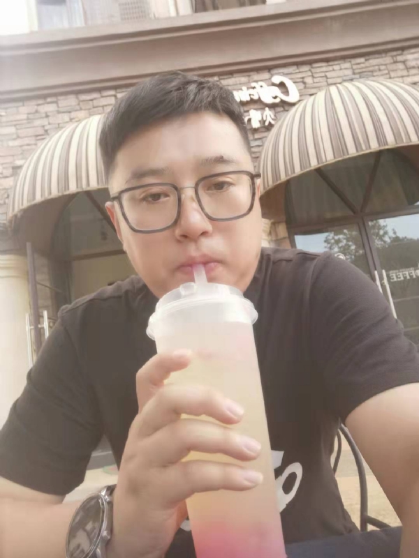 半旧情怀的第一张照片--珠海相亲服务中心