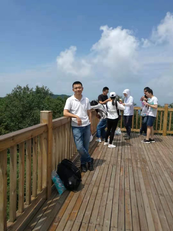 王亦之的第二张照片--珠海相亲服务中心