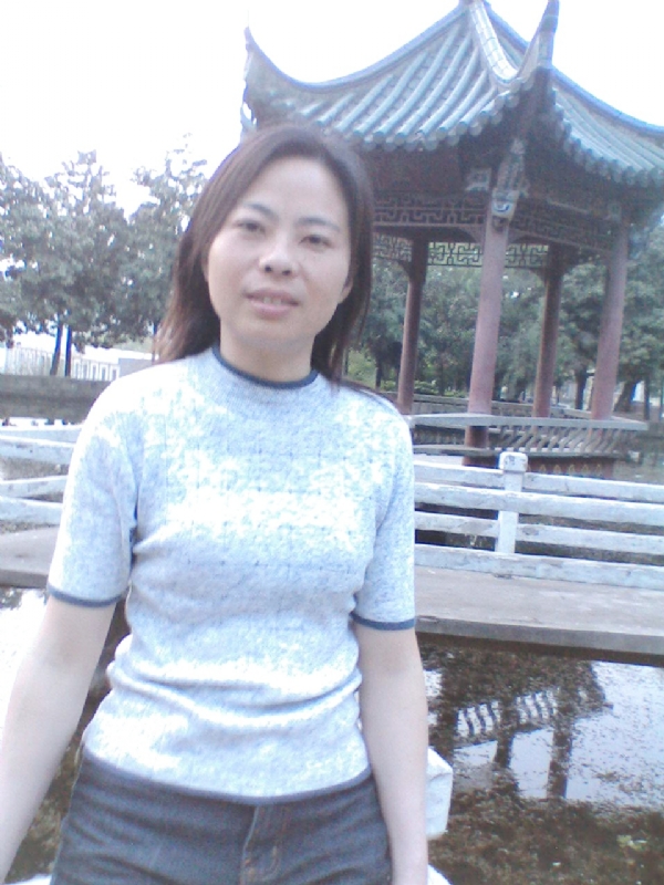 小草的第二张照片--珠海相亲服务中心