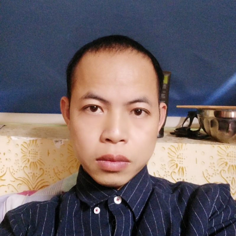 男儿当自强的第一张照片--珠海相亲服务中心