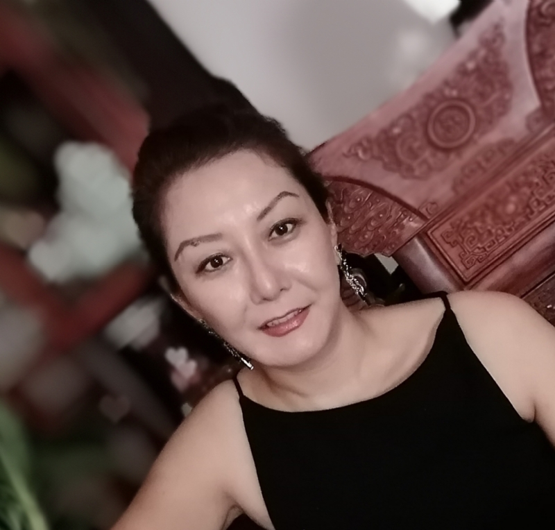 1975珠砂痣的第三张照片--珠海相亲服务中心