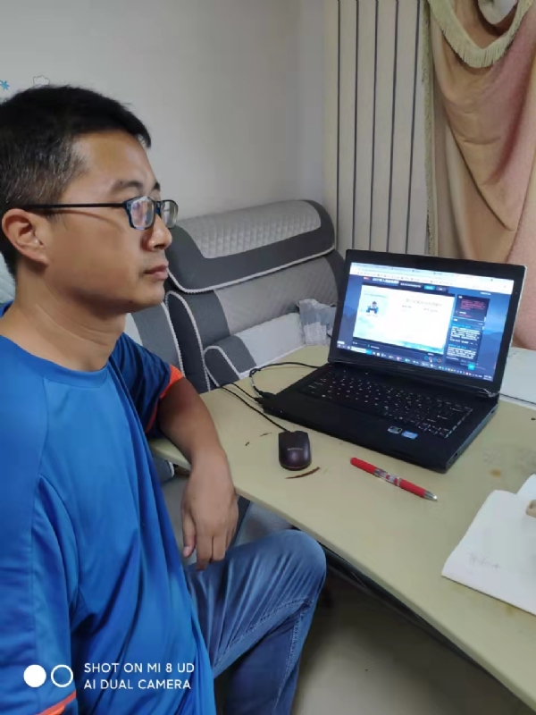 高锰酸钾的紫的第一张照片--珠海相亲服务中心