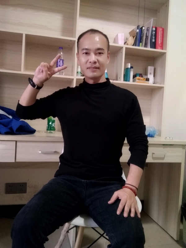 熊大与熊二的第一张照片--珠海相亲服务中心