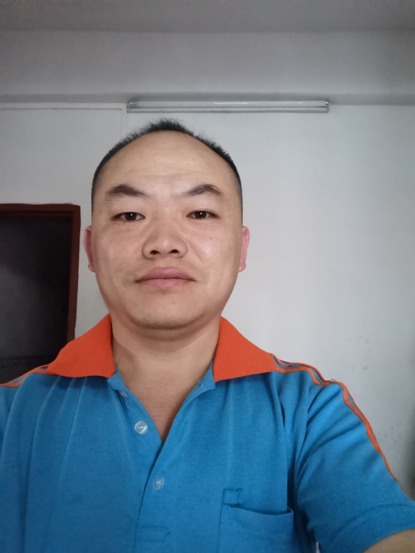 与子携老的第六张照片--珠海相亲服务中心