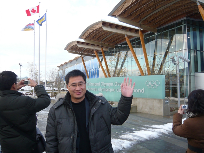 阳光幸福快乐的第一张照片--珠海相亲服务中心