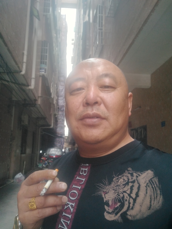 人在TA乡的第一张照片--珠海相亲服务中心