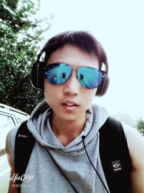 失意的人的第一张照片--珠海相亲服务中心