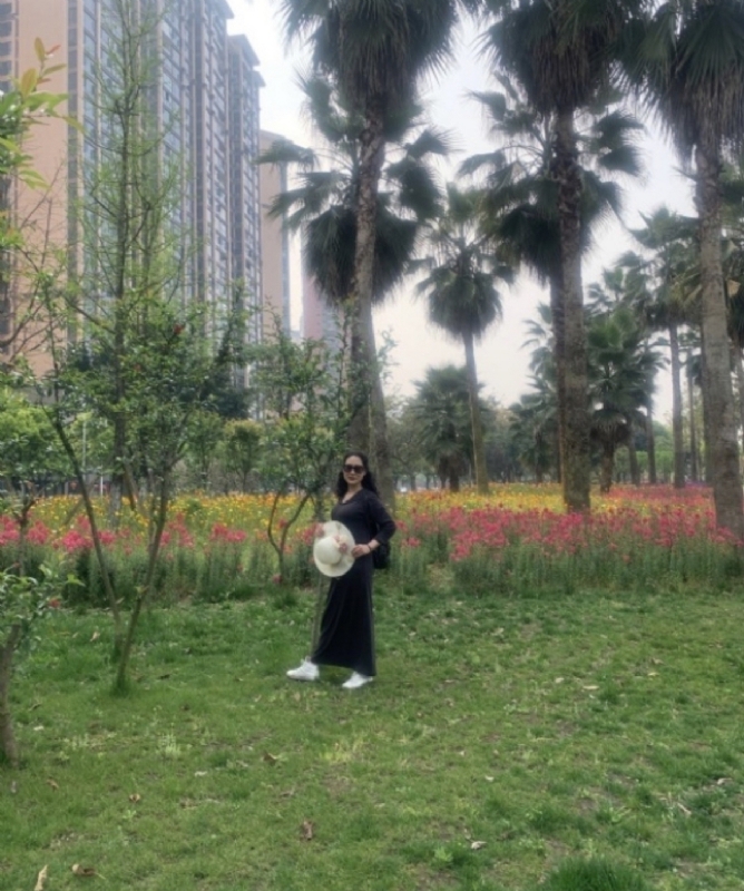 粉墨登场的第一张照片--珠海相亲服务中心