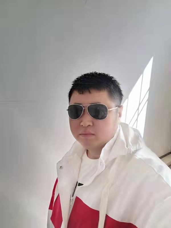 大漠叔叔的第一张照片--珠海相亲服务中心