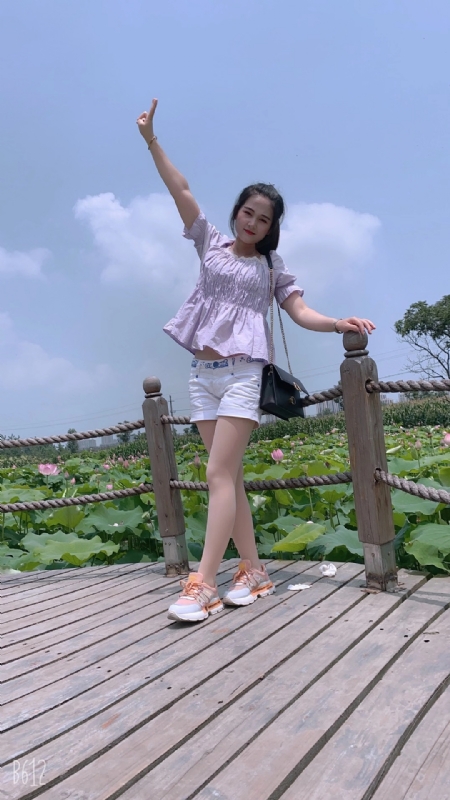 秋水伊人的第三张照片--珠海相亲服务中心