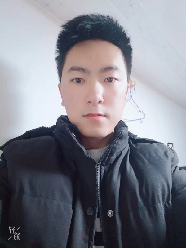 儒雅的玉龙兄的第一张照片--珠海相亲服务中心