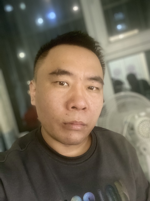 云的第三张照片--珠海相亲服务中心