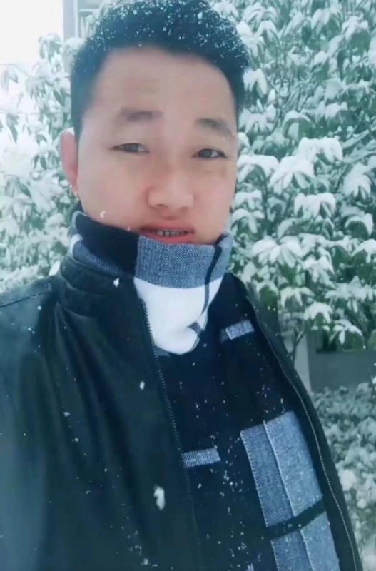 为爱拼一回的第一张照片--珠海相亲服务中心