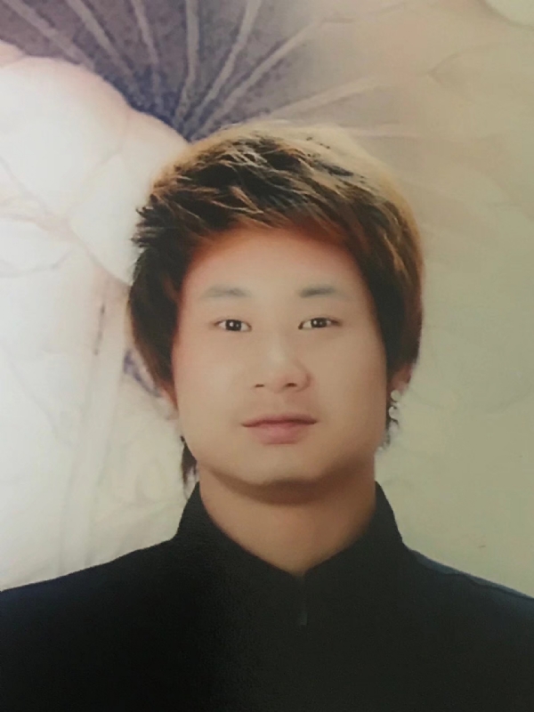 咮辛的第一张照片--珠海相亲服务中心