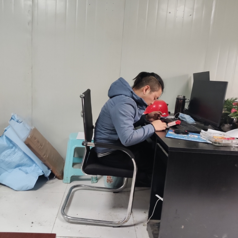 太空舱的第一张照片--珠海相亲服务中心