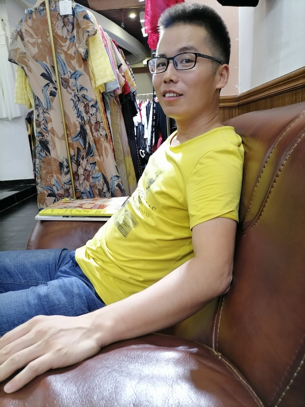 汪顺鹏的第一张照片--珠海相亲服务中心