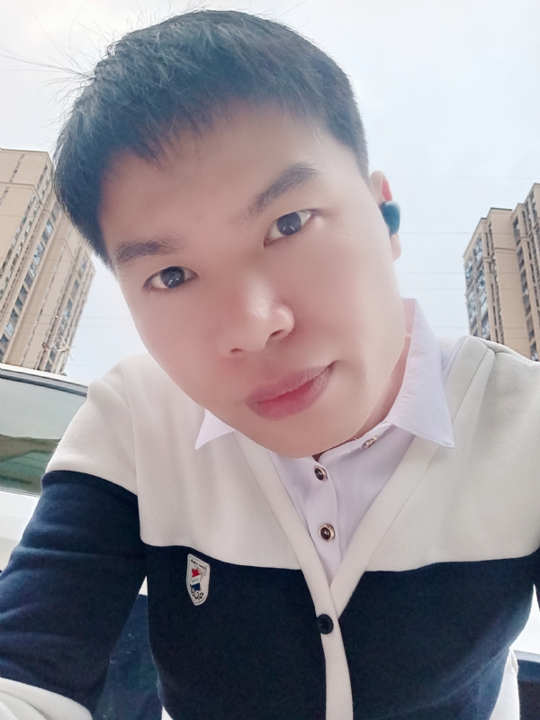 雨霁月清风的第一张照片--珠海相亲服务中心