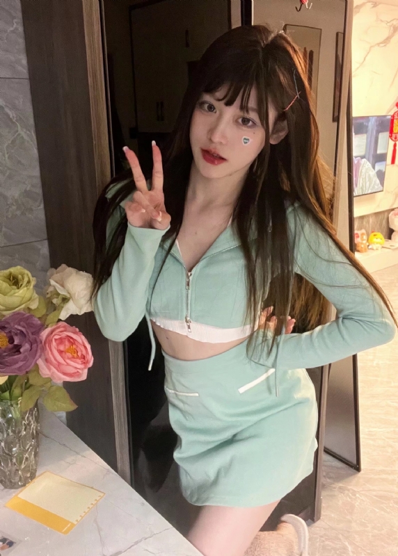 丹Dan的第一张照片--珠海相亲服务中心