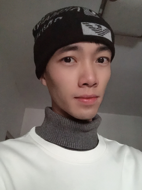 小良先生的第一张照片--珠海相亲服务中心